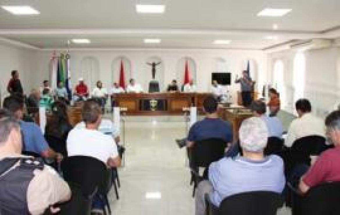 Prefeito assumiu compromisso de destinar um Guarda Municipal na abertura e fechamento da agência