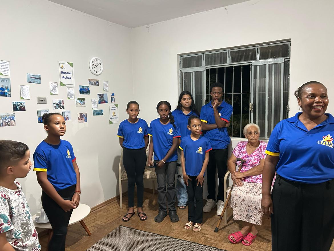 Sônia e sua família são voluntários do projeto