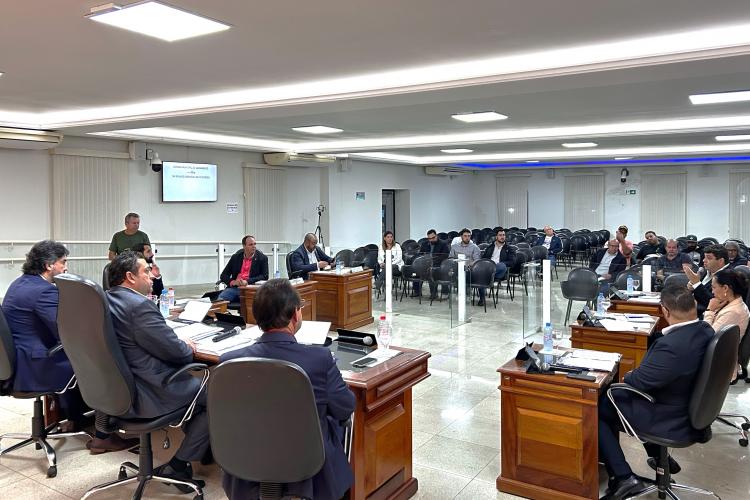Vereadores aprovaram um projeto de autoria da Casa e seis de origem do Executivo