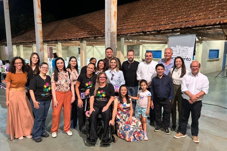 Autoridades do Legislativo, Executivo e Judiciário se juntaram nesta ação em prol da cidadania