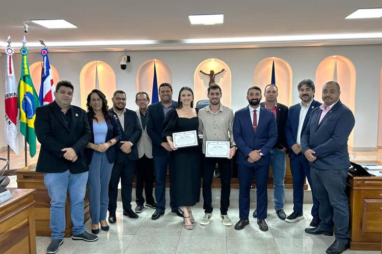 As duas honrarias concedidas são de autoria do vereador Victor Rodrigues