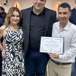 Vereador Carlos Bananal e o casal Haroldo e Renata, da Lanchonete Cantinho do Arroz