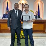 Marciano homenageou Cláudio Roberto Fuentes Fernandes com o Cartão de Prata ‘Marcenal Davi Bisinotto’